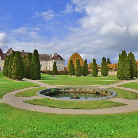 Chateau De Gilly Bagian luar foto