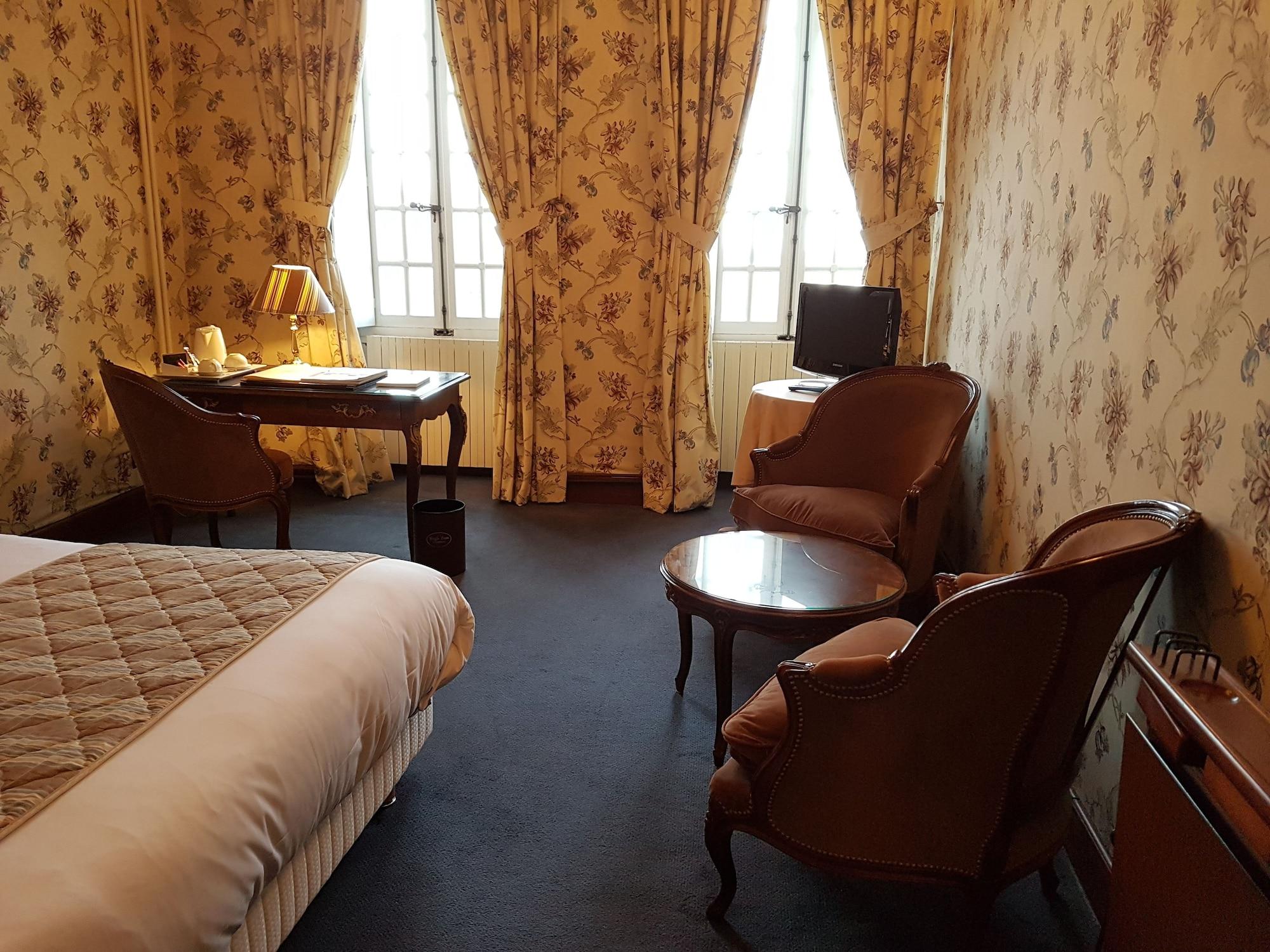 Chateau De Gilly Bagian luar foto