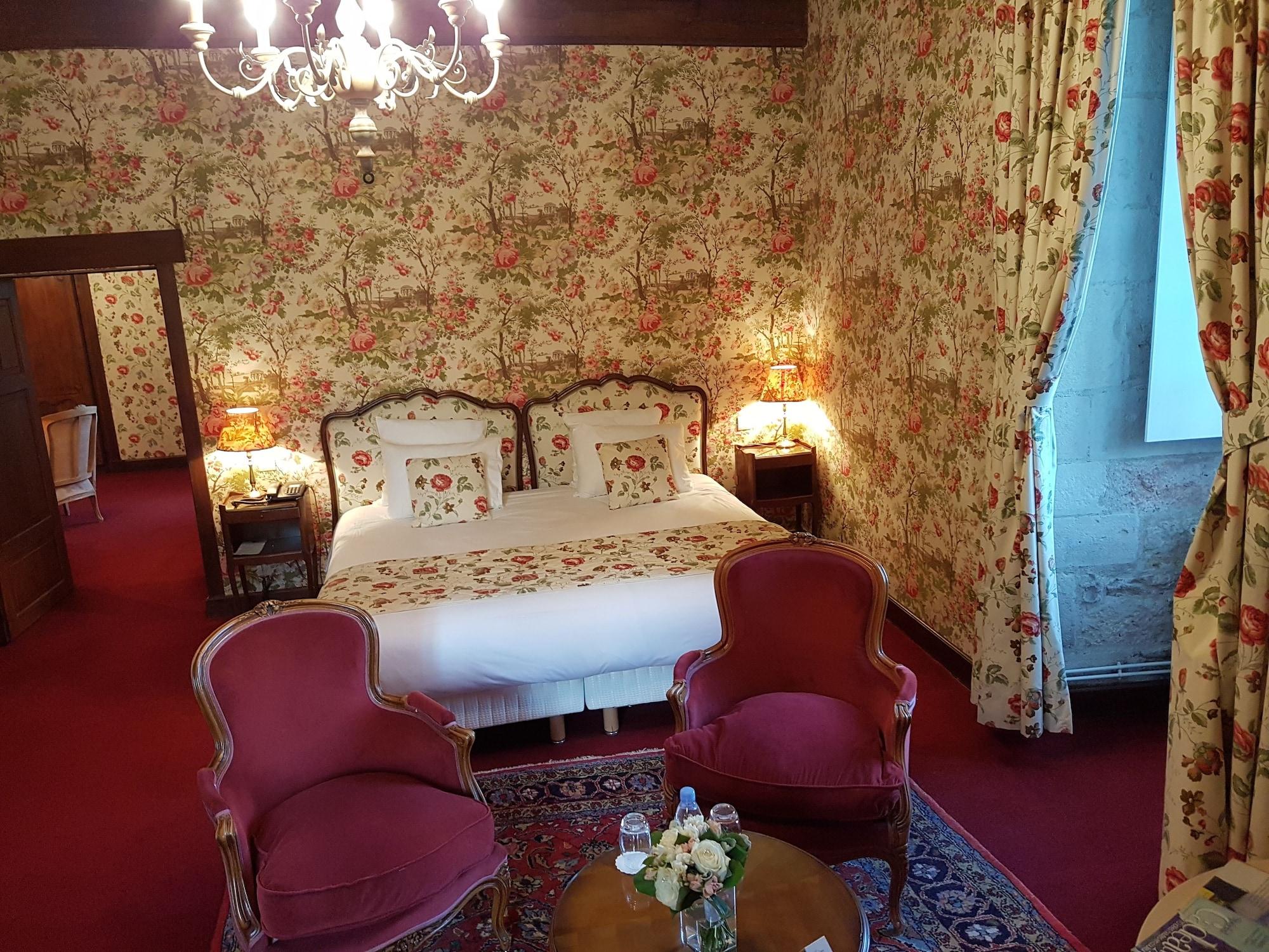 Chateau De Gilly Bagian luar foto