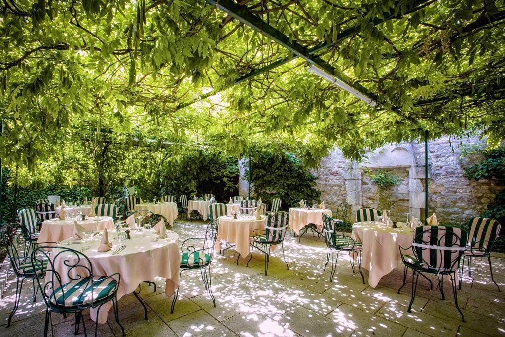 Chateau De Gilly Bagian luar foto