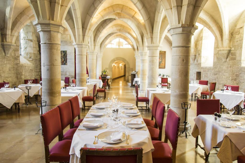 Chateau De Gilly Bagian luar foto