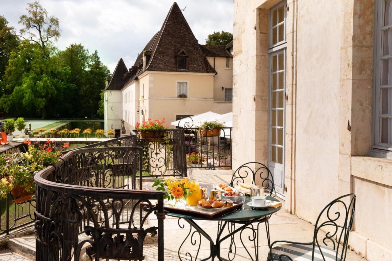 Chateau De Gilly Bagian luar foto